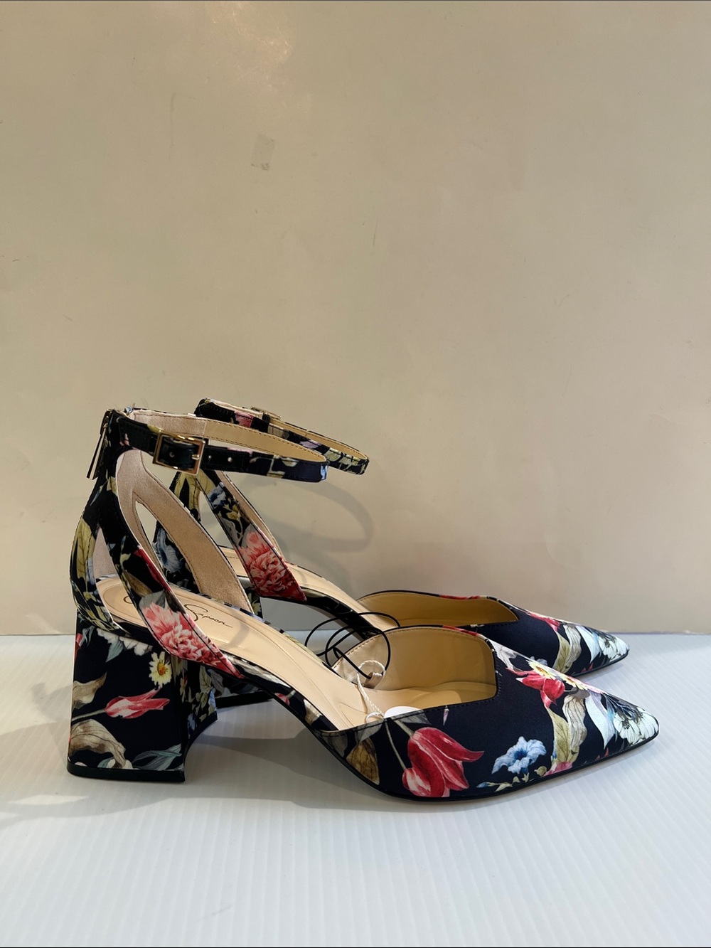 New Jessica Simpson Women’s Pointed-Toe Ankle Strap Heels in Size 10 - Picture 3 of 5
